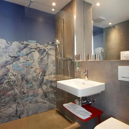 Hotell Elite Crans-Montana