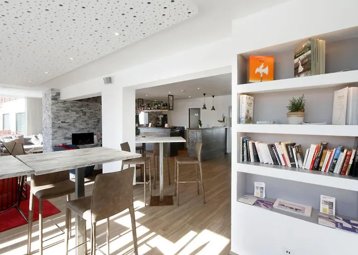 Elite Ξενοδοχείο 3*